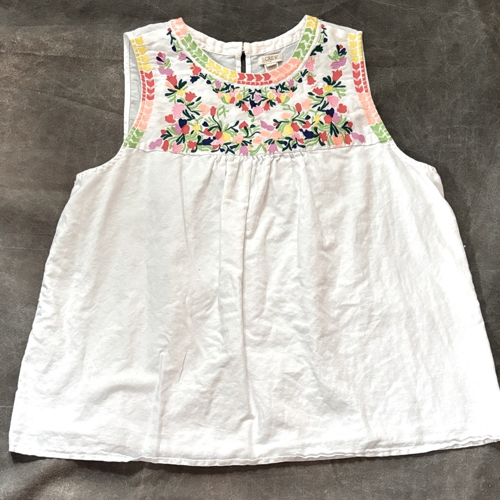 J. Crew. Embroidered yoke sleeveless 💯 cotton top. XL.